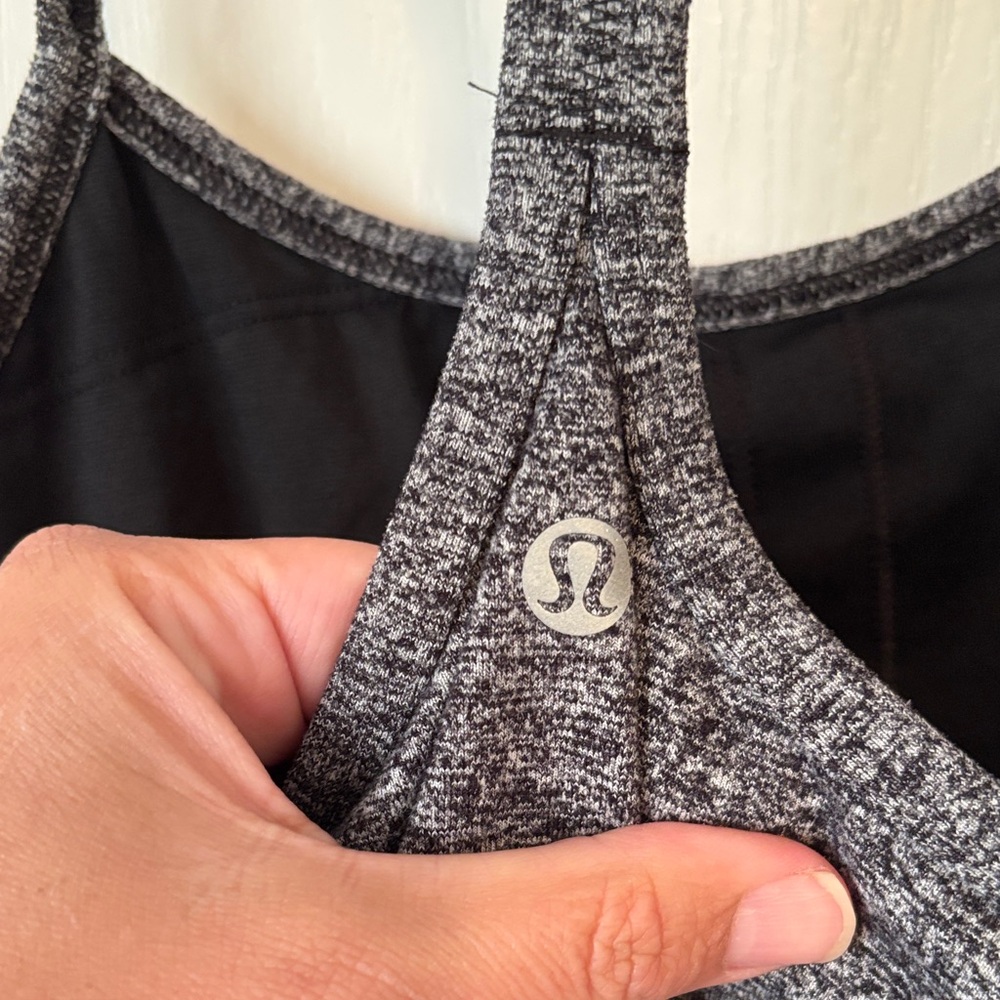 lululemon Women’s Heathered Gray Power Y Tank size 6 - Picture 4 of 5